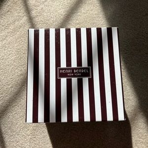 Henri Bendel Box